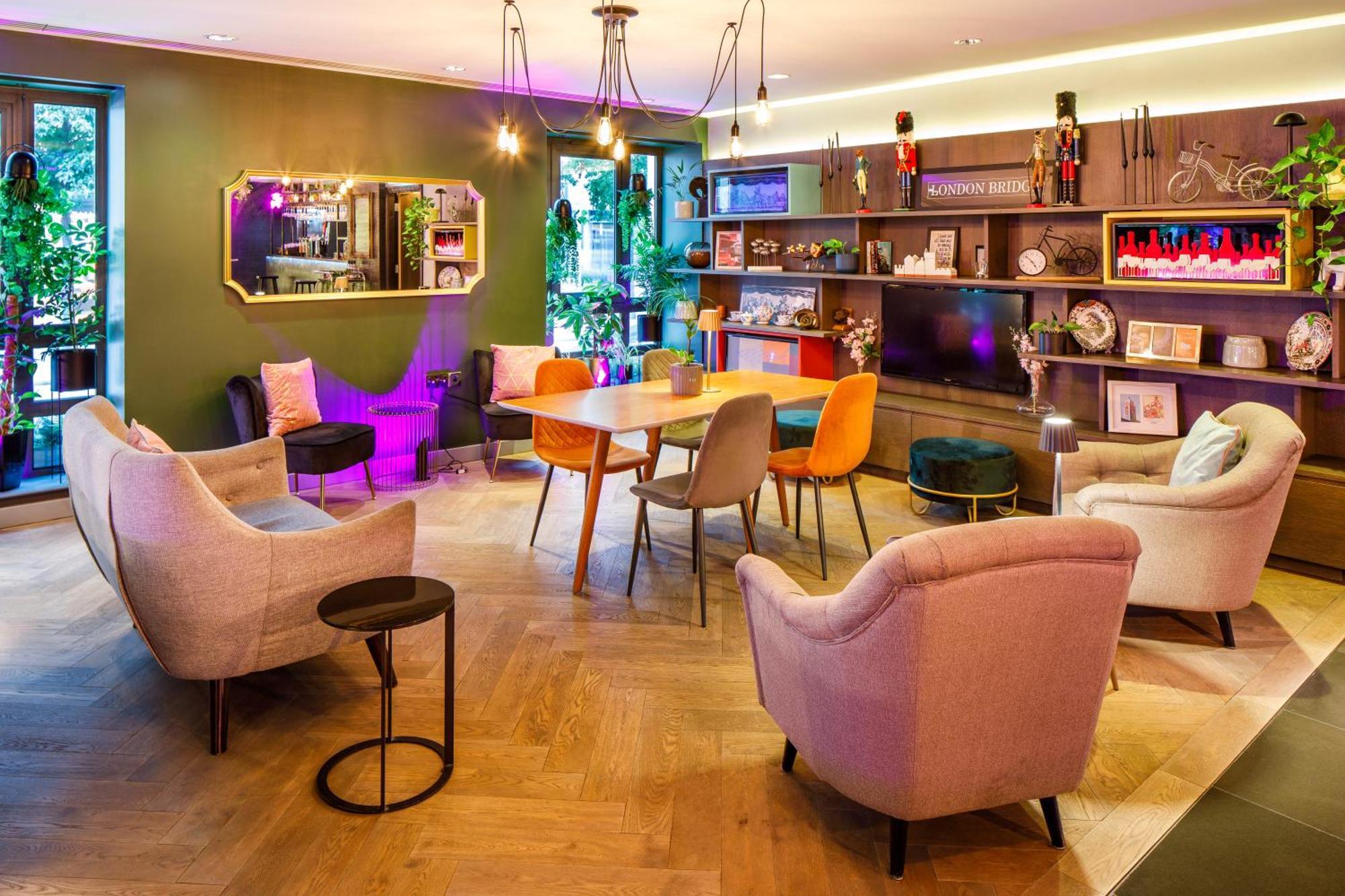 Mercure Bridge Отель 4*