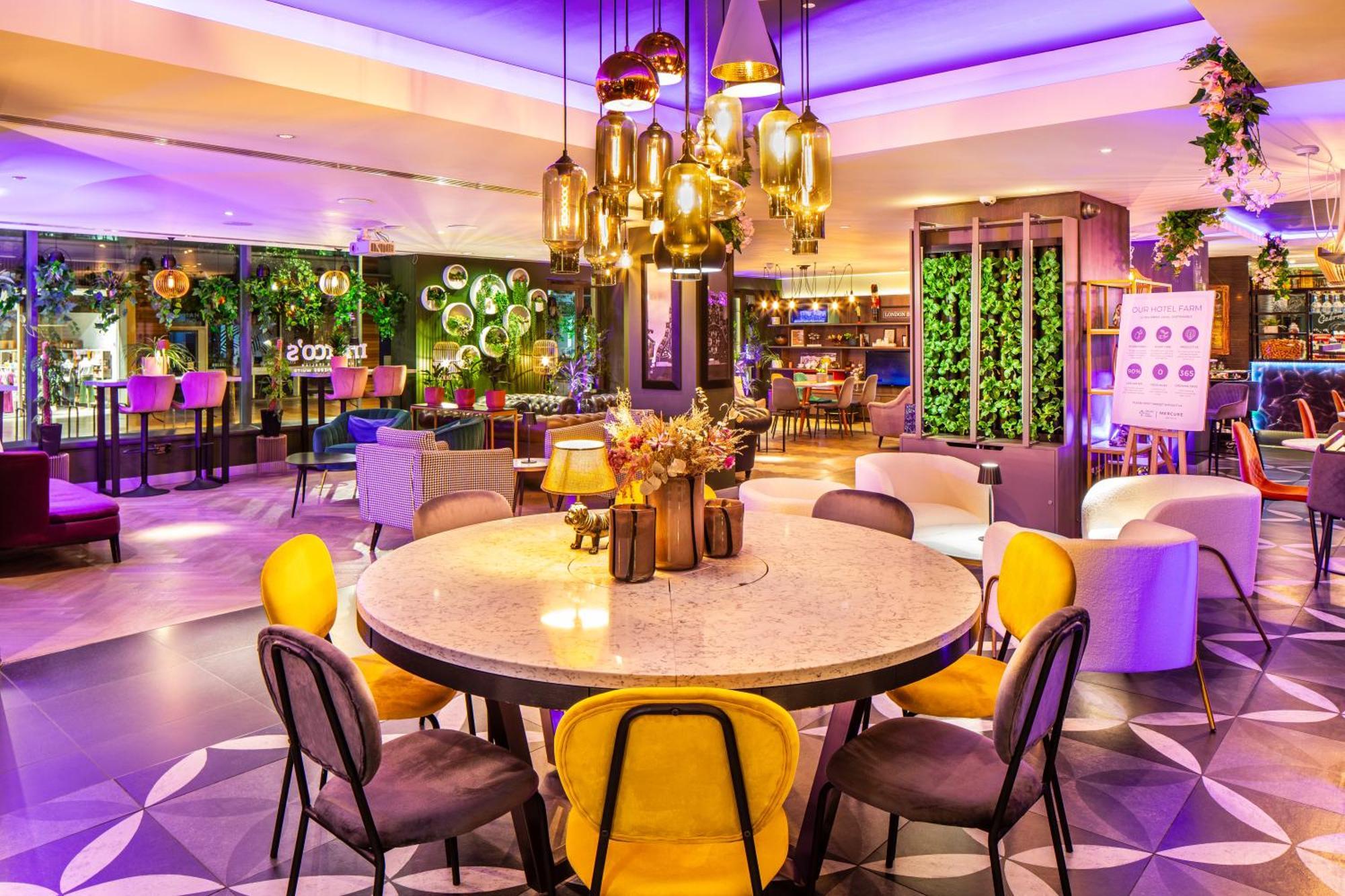 Mercure Bridge Отель 4*